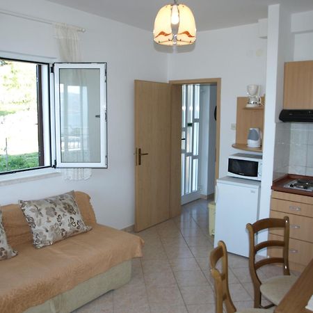 Apartments Ljilja Sea View Slatine Luaran gambar