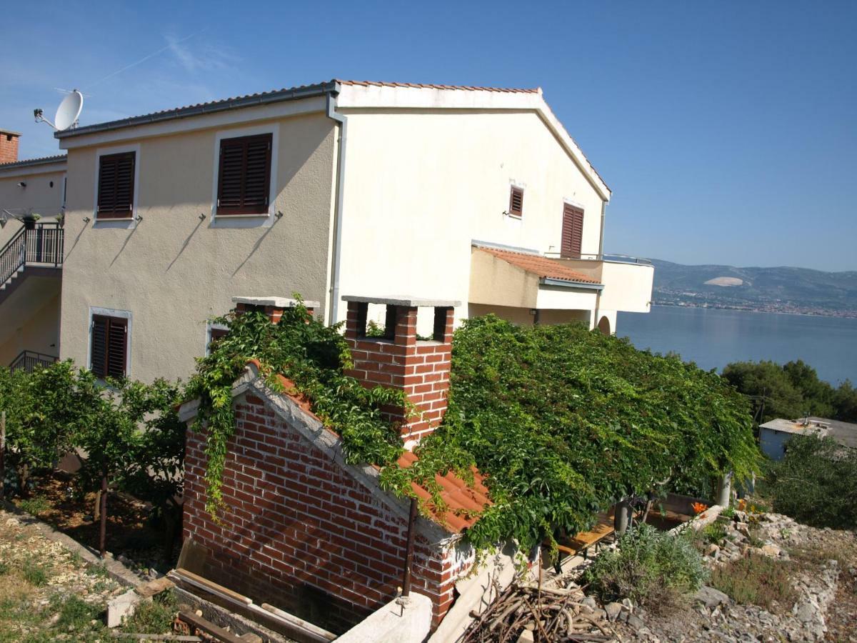 Apartments Ljilja Sea View Slatine Luaran gambar