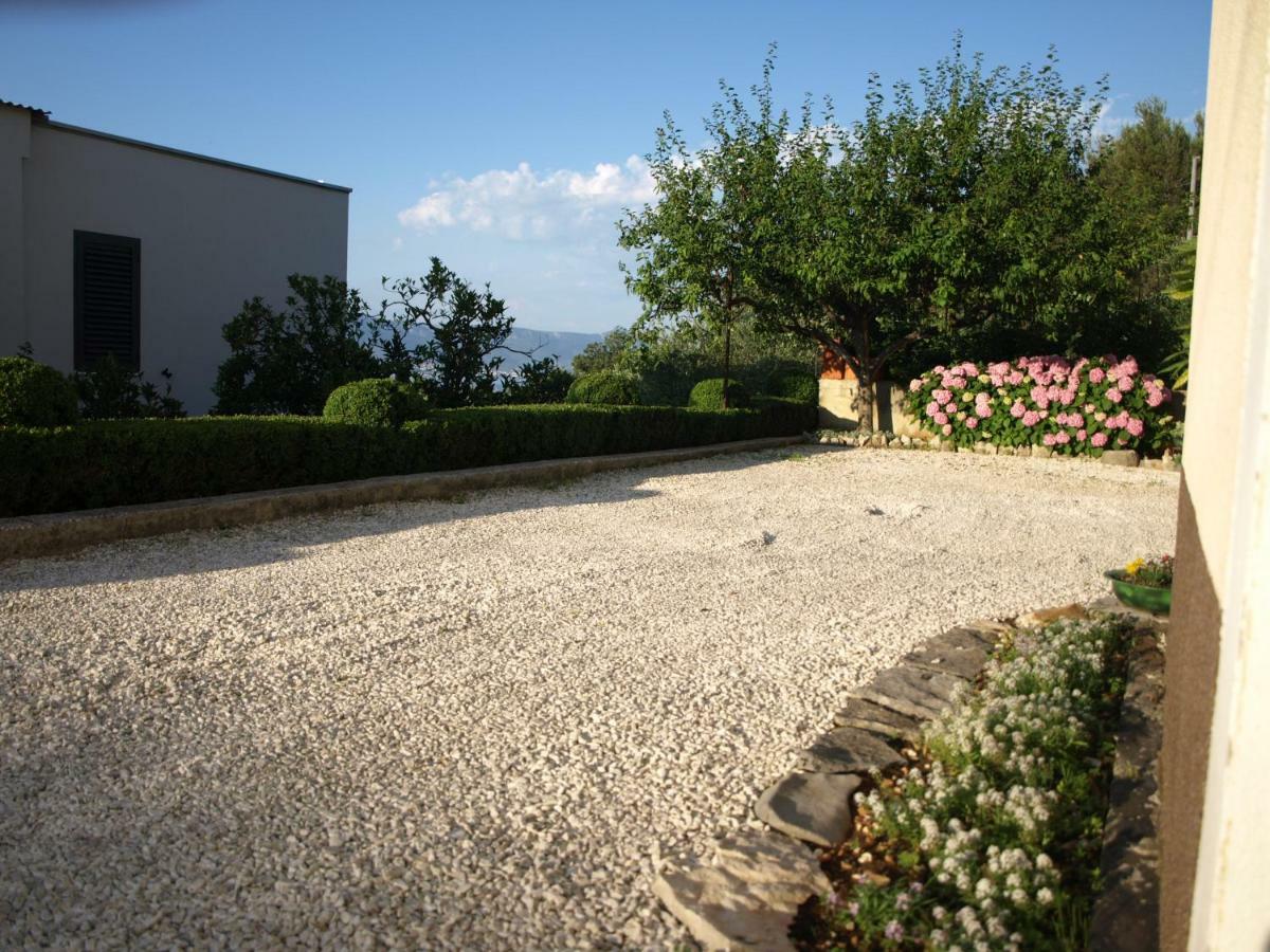Apartments Ljilja Sea View Slatine Luaran gambar